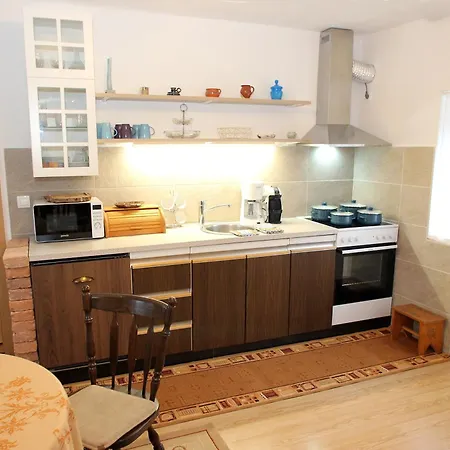 Kmecka Hisa Rodica בית הארחה Domžale